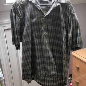 Men’s casual shirt